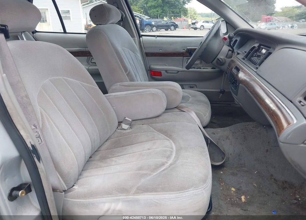 1999 MERCURY GRAND MARQUIS GS VIN: 2MEFM74W1XX617925