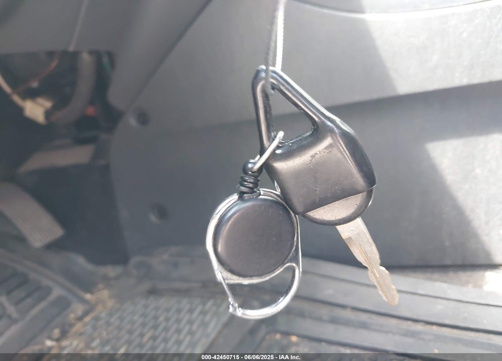 2005 FORD ESCAPE VIN: 1FMCU031X5KA63782