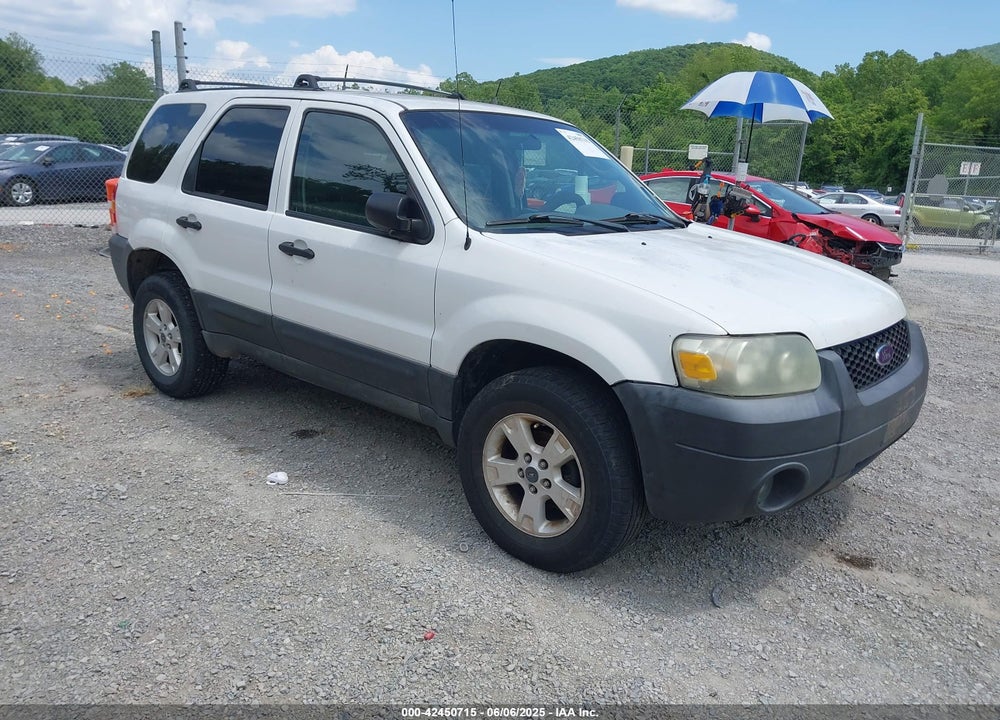 2005 FORD ESCAPE VIN: 1FMCU031X5KA63782