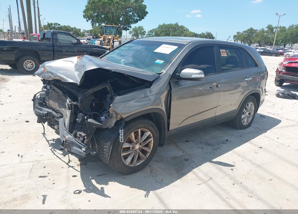 2015 KIA SORENTO VIN: 5XYKT3A63FG588418