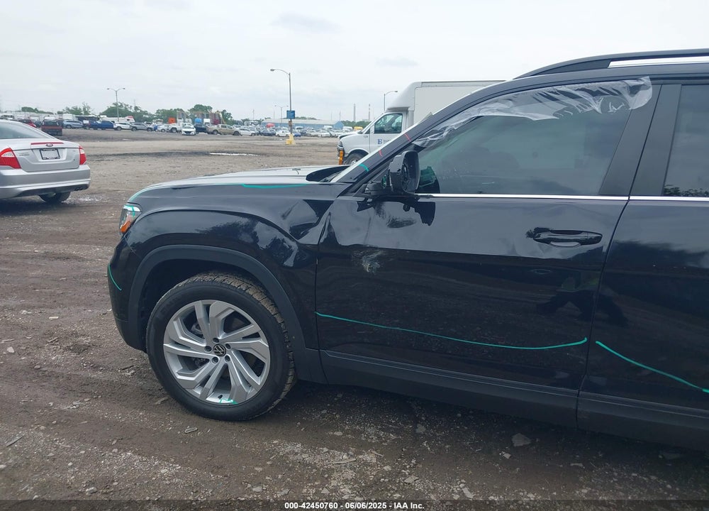 2021 VOLKSWAGEN ATLAS VIN: 1V2HR2CA6MC573867
