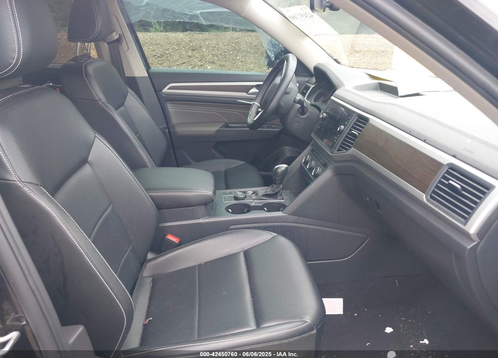 2021 VOLKSWAGEN ATLAS VIN: 1V2HR2CA6MC573867