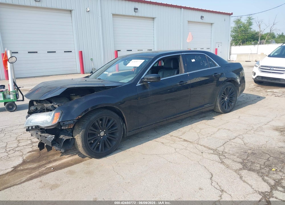 2013 CHRYSLER 300 VIN: 2C3CCABT9DH647519