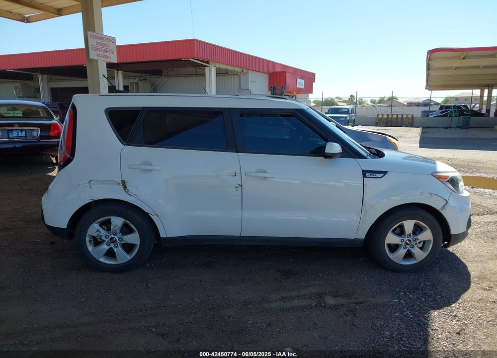 2017 KIA SOUL VIN: KNDJN2A2XH7469178