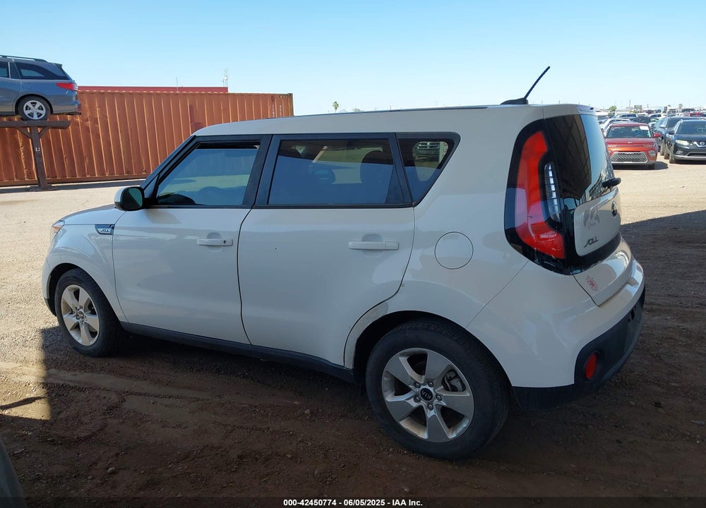 2017 KIA SOUL VIN: KNDJN2A2XH7469178