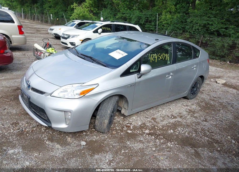 2013 TOYOTA PRIUS TWO VIN: JTDKN3DU8D5577456