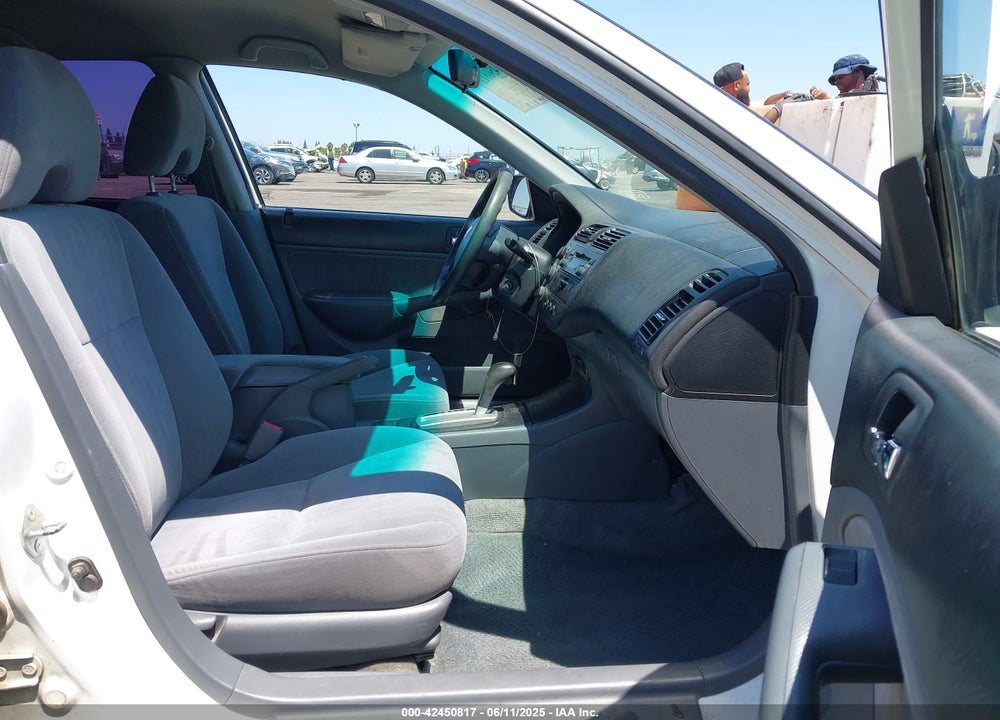 2003 HONDA CIVIC LX VIN: 2HGES16503H565164