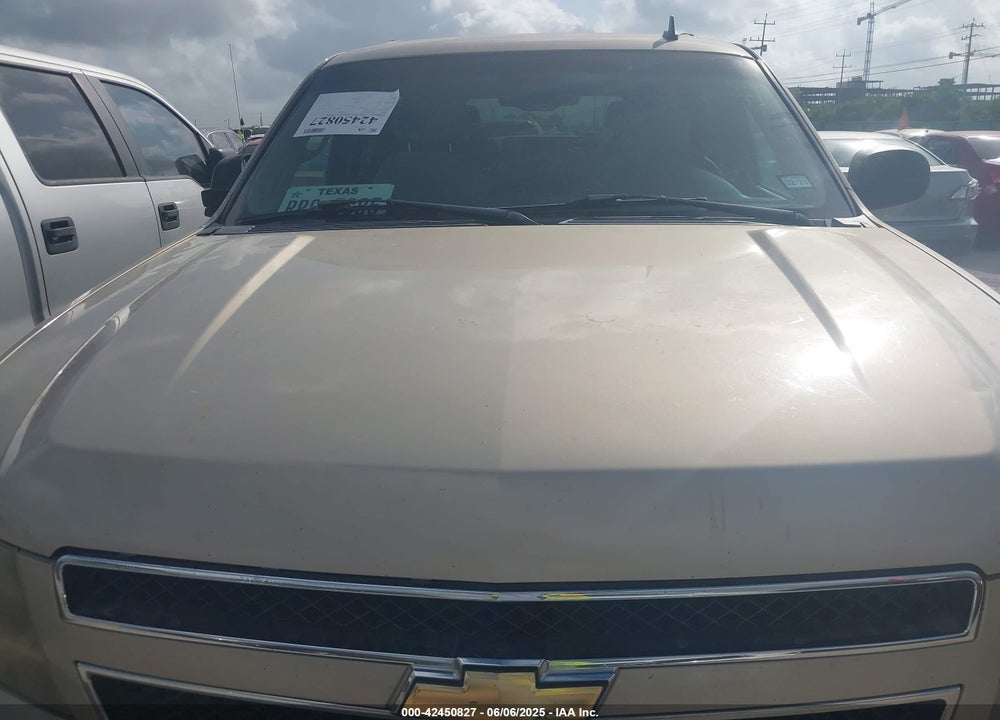 2007 CHEVROLET TAHOE LS VIN: 1GNEC130X7R164139