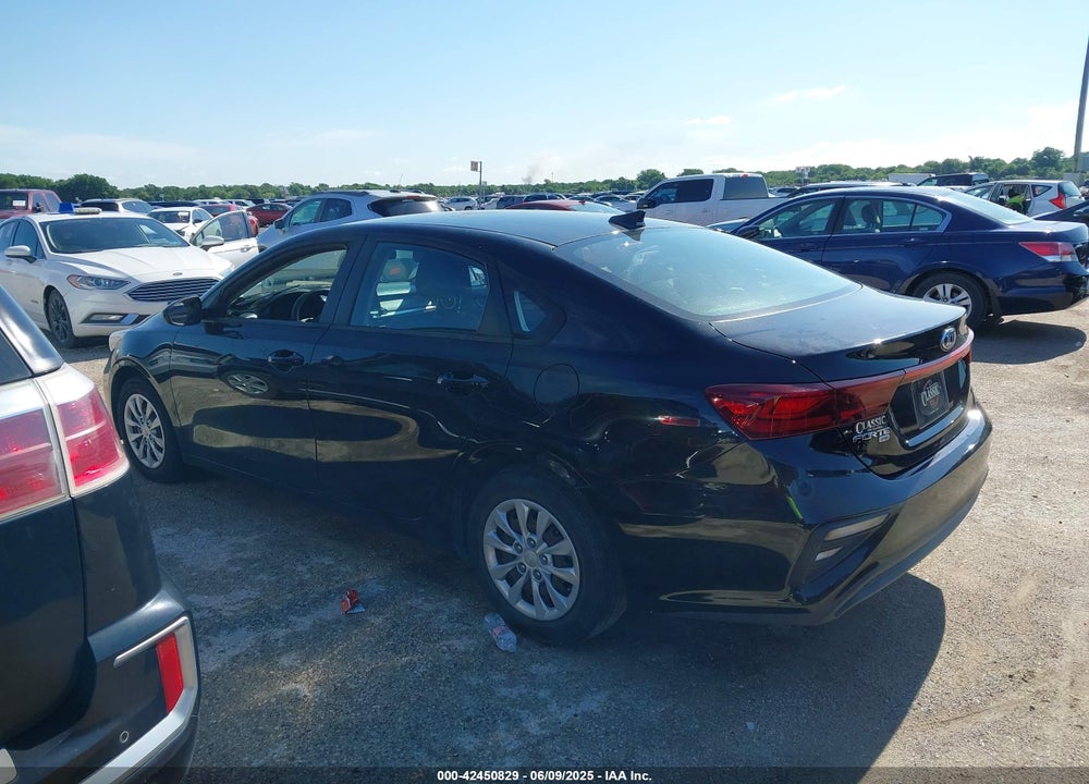 2020 KIA FORTE VIN: 3KPF24ADXLE158984