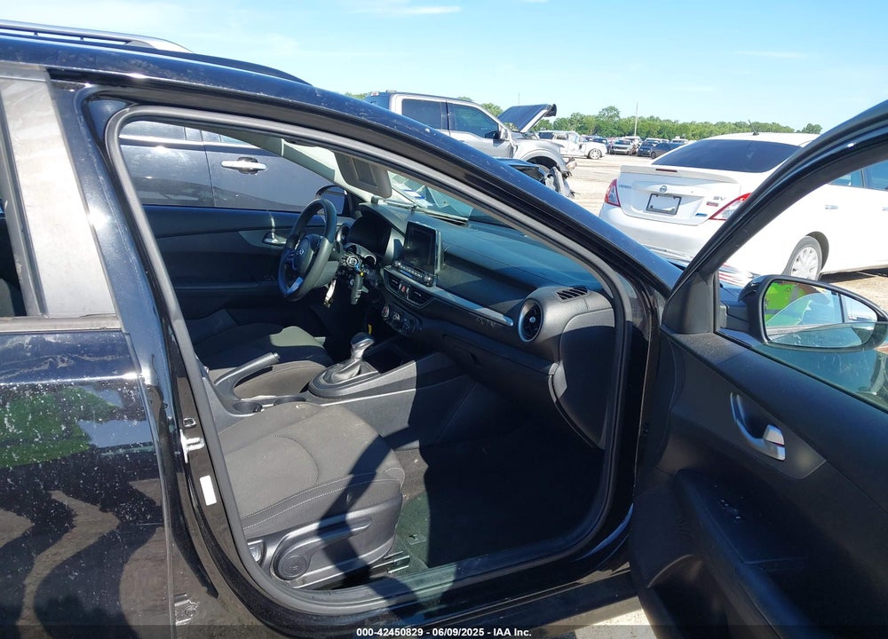 2020 KIA FORTE VIN: 3KPF24ADXLE158984
