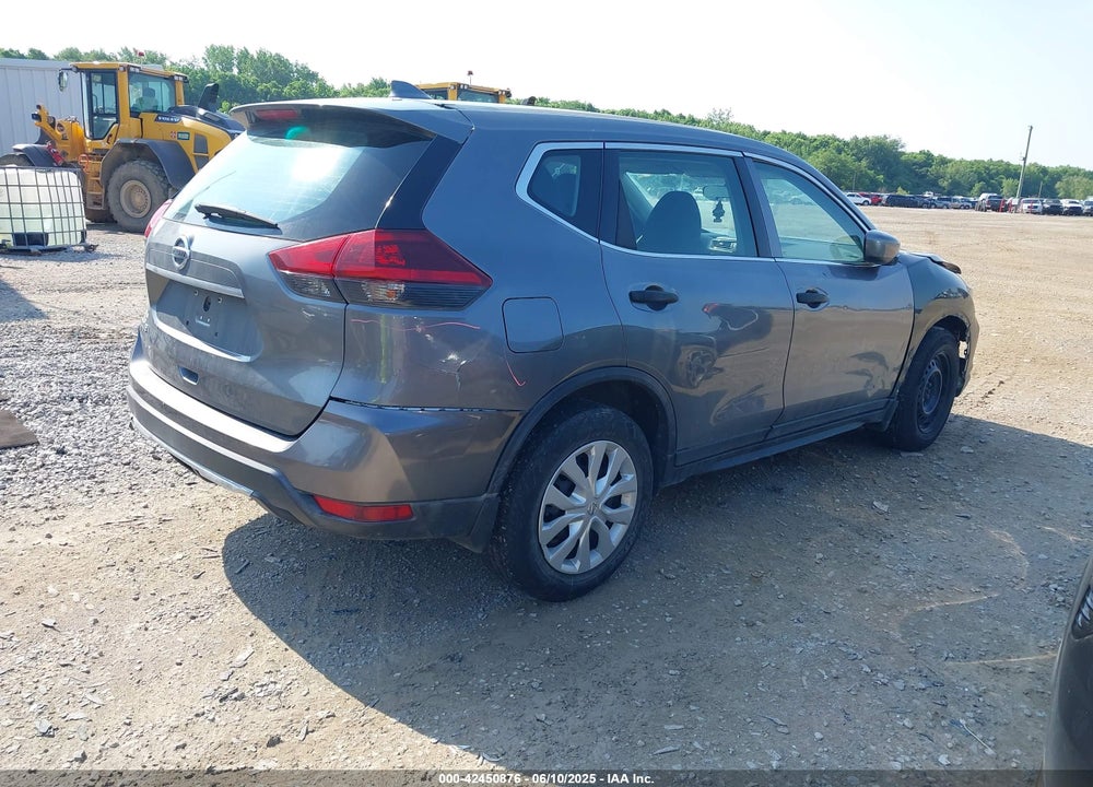 2018 NISSAN ROGUE VIN: 5N1AT2MT9JC754361