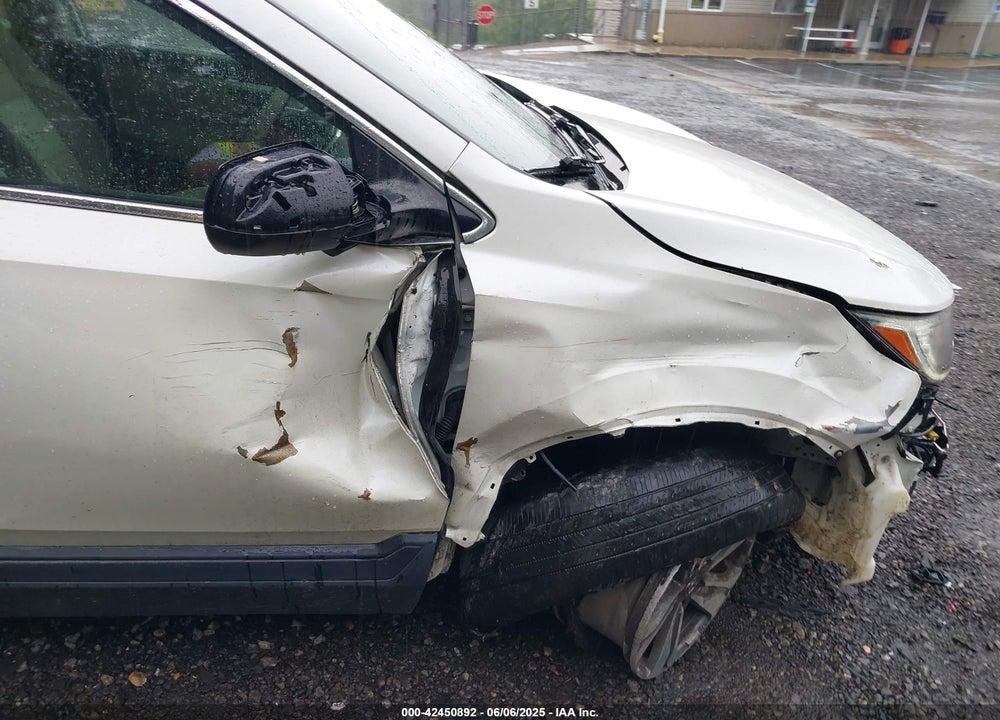 2017 HONDA CR-V LX VIN: 2HKRW6H39HH203054