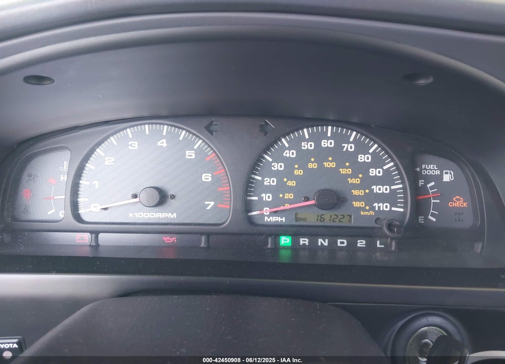 1999 TOYOTA 4RUNNER SR5 V6 VIN: JT3GN86R5X0120573