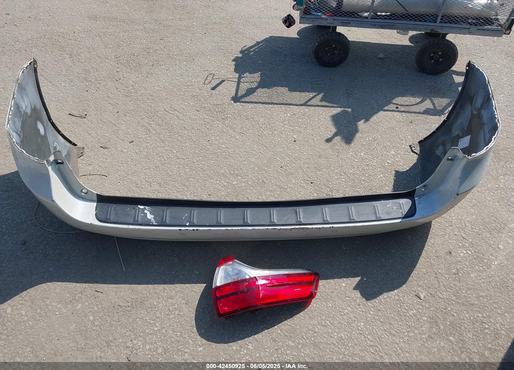 2019 TOYOTA SIENNA XLE 8 PASSENGER VIN: 5TDYZ3DC3KS020483