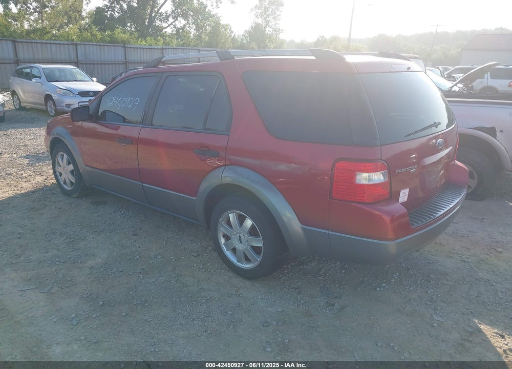 2006 FORD FREESTYLE SE VIN: 1FMZK04156GA07445