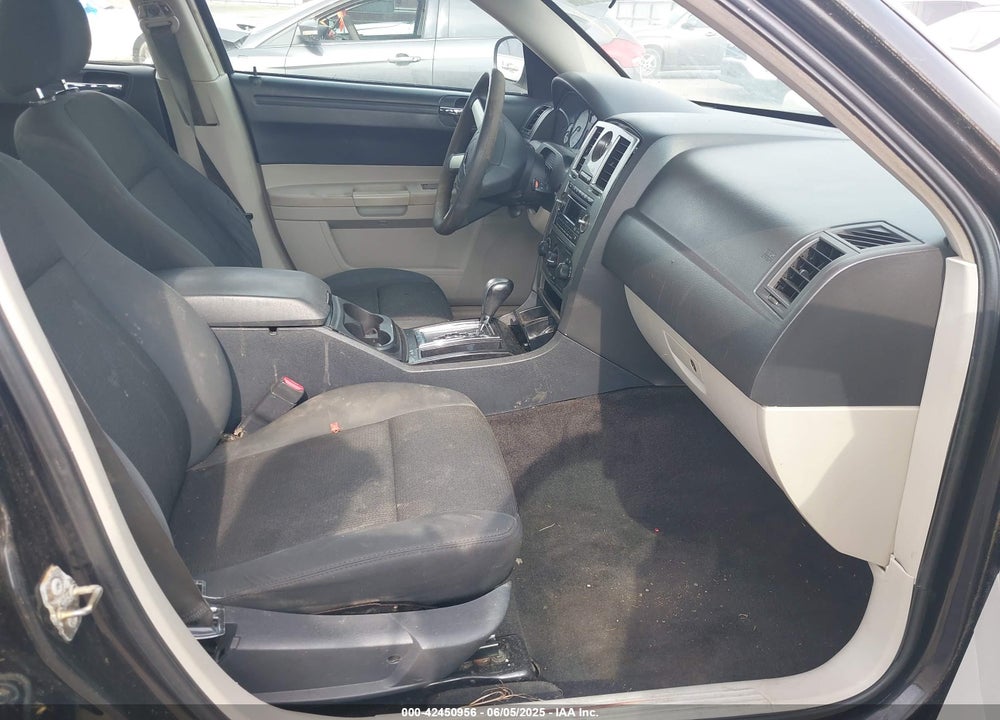 2006 CHRYSLER 300 VIN: 2C3KA43R46H490345