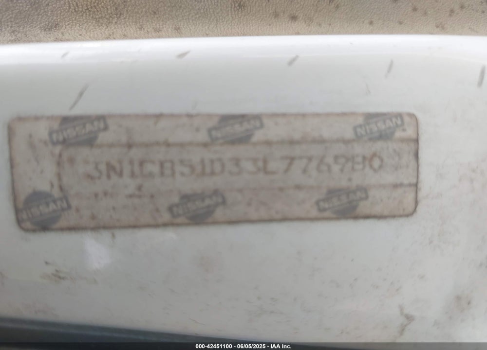 2003 NISSAN SENTRA XE VIN: 3N1CB51D33L776980