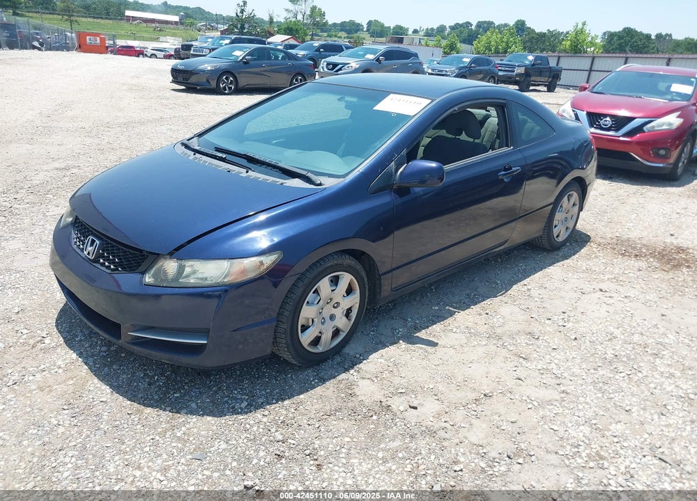 2010 HONDA CIVIC LX VIN: 2HGFG1B60AH522039