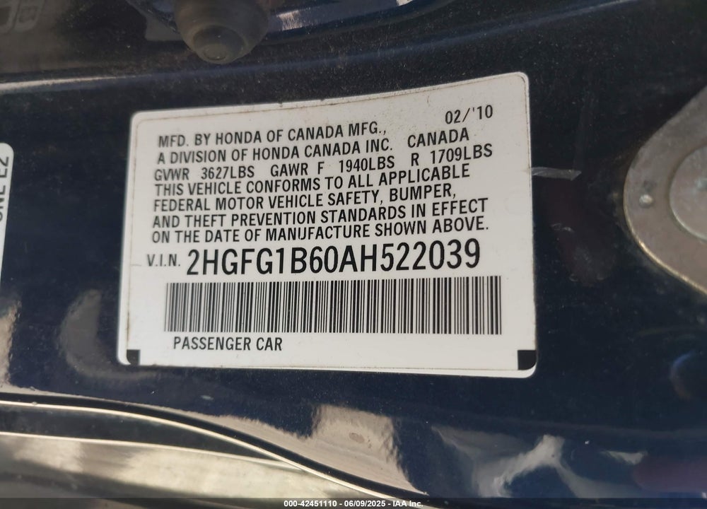 2010 HONDA CIVIC LX VIN: 2HGFG1B60AH522039