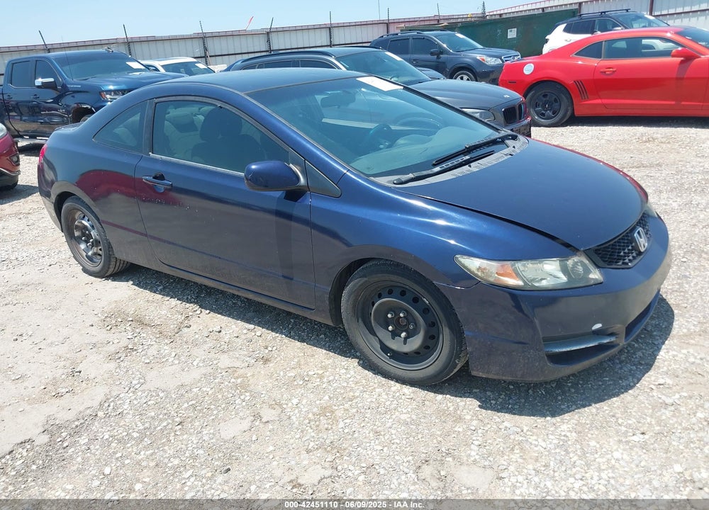2010 HONDA CIVIC LX VIN: 2HGFG1B60AH522039