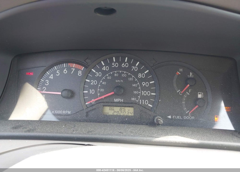 2005 TOYOTA COROLLA CE VIN: 1NXBR32EX5Z358128