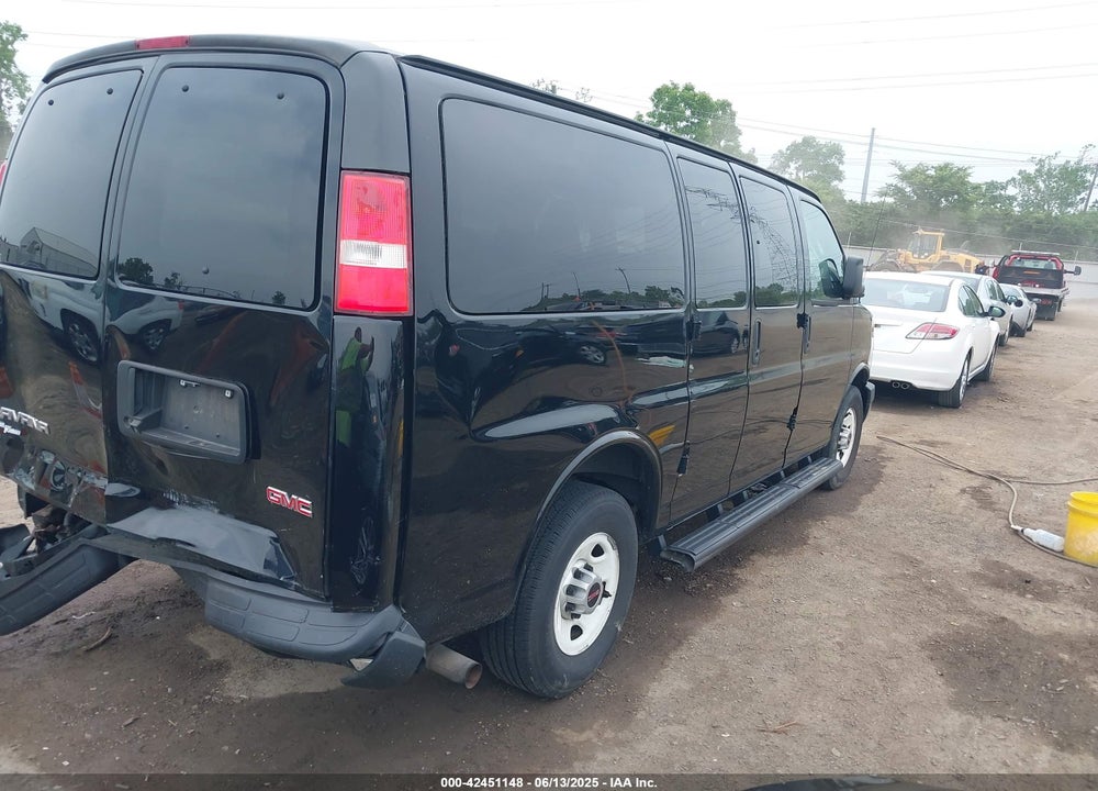 2018 GMC SAVANA 2500 LS VIN: 1GJW7EFB9J1277570