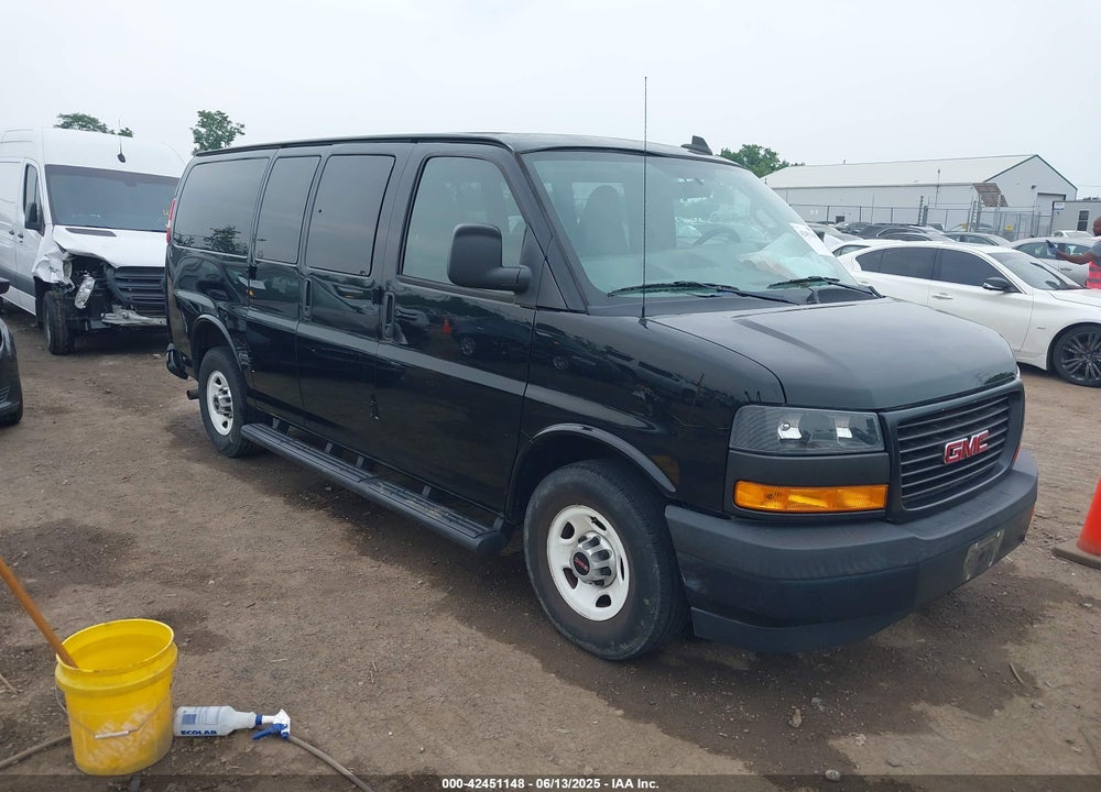 2018 GMC SAVANA 2500 LS VIN: 1GJW7EFB9J1277570
