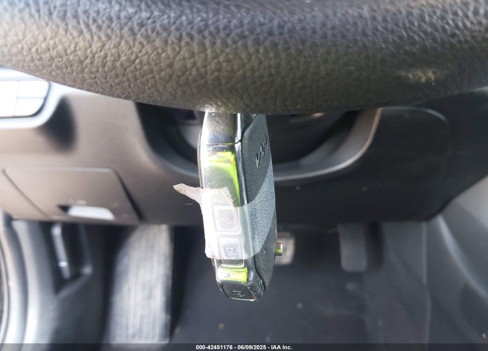 2023 KIA SELTOS VIN: KNDEPCAA9P7412011