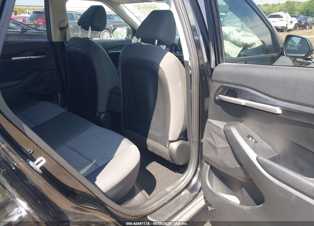 2023 KIA SELTOS VIN: KNDEPCAA9P7412011