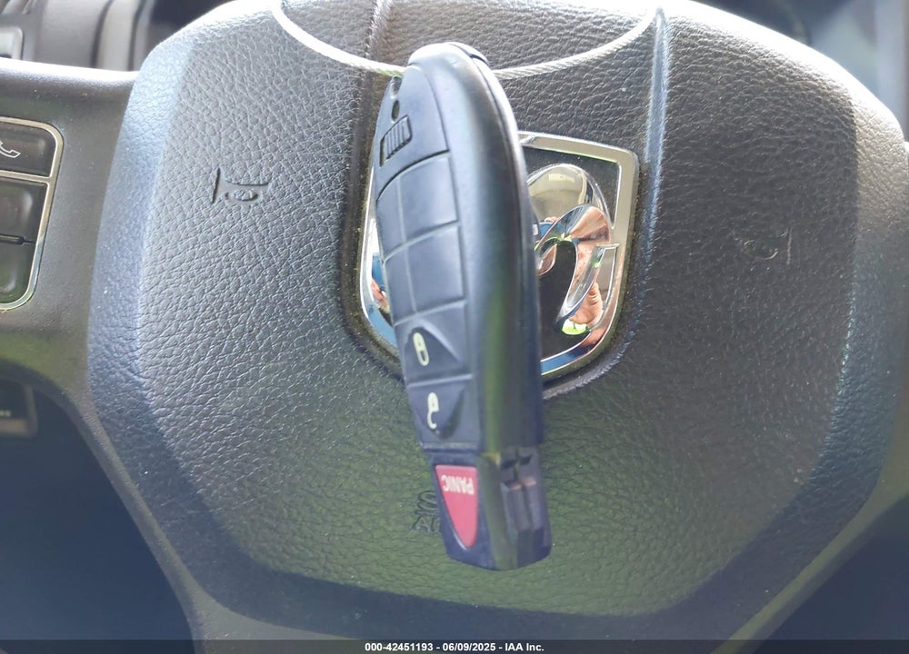 2016 RAM 1500 VIN: 3C6RR6KT6GG168469