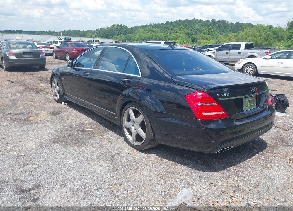 2012 MERCEDES-BENZ S 550 VIN: WDDNG7DB1CA439038