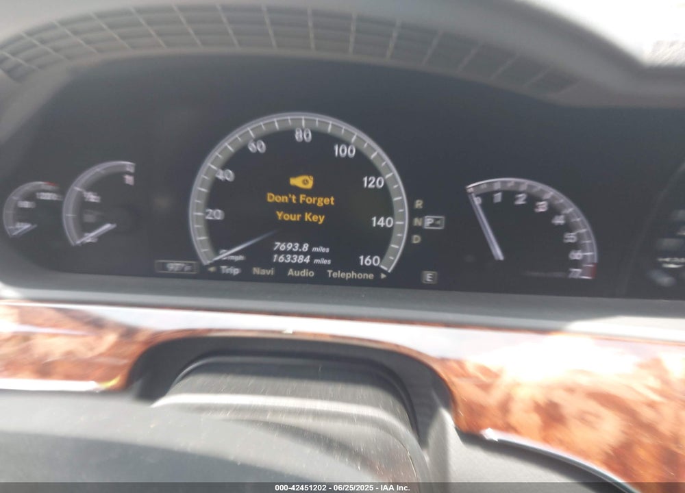 2012 MERCEDES-BENZ S 550 VIN: WDDNG7DB1CA439038