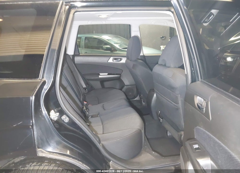2011 SUBARU FORESTER VIN: JF2SHACC1BG732095