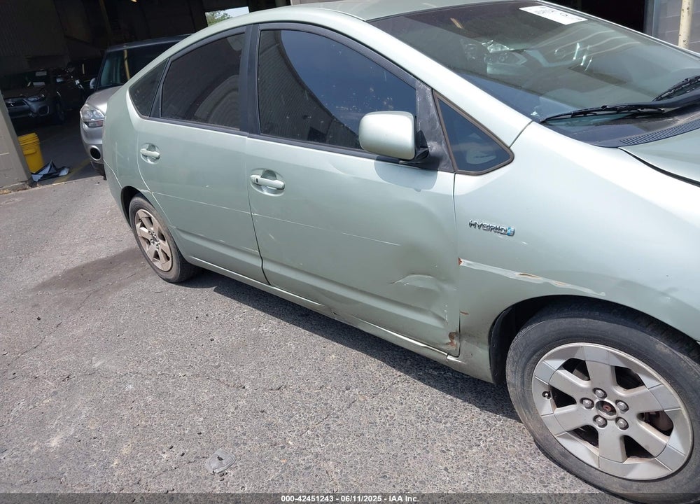 2008 TOYOTA PRIUS VIN: JTDKB20U783446111