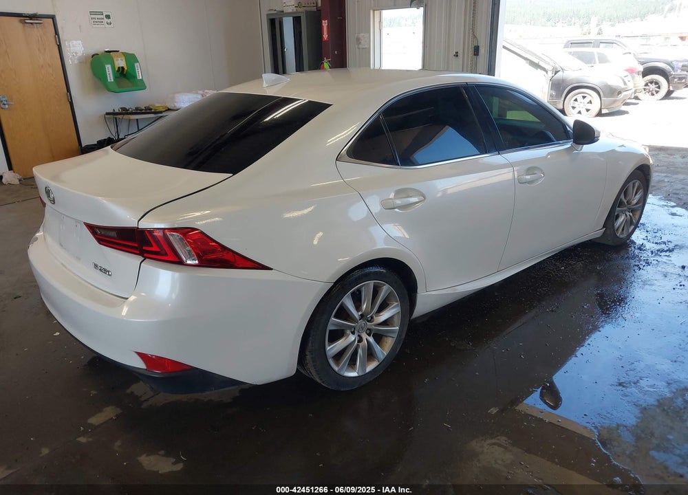 2014 LEXUS IS250 VIN: JTHBF1D23E5019062