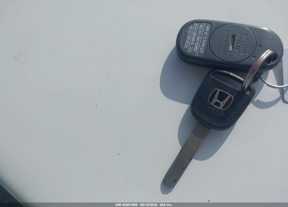 2004 HONDA CIVIC LX VIN: 2HGES15534H629300
