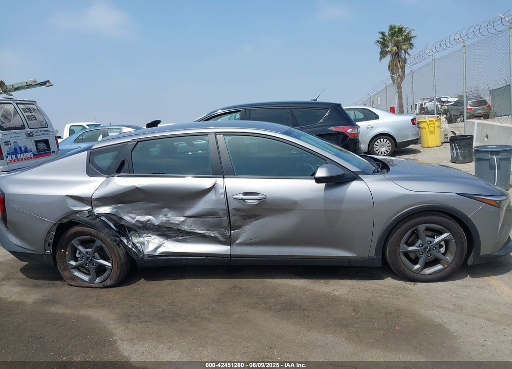 2025 KIA K4 VIN: 3KPFT4DE1SE094771