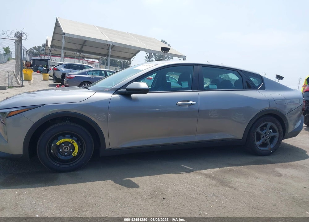 2025 KIA K4 VIN: 3KPFT4DE1SE094771