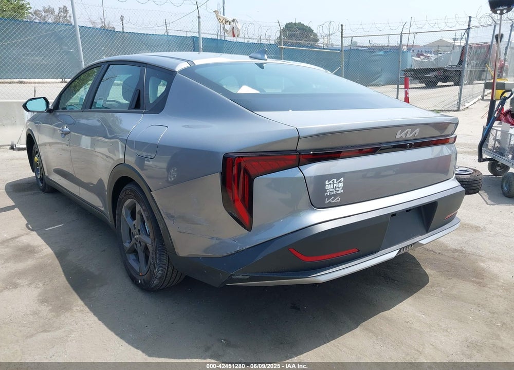 2025 KIA K4 VIN: 3KPFT4DE1SE094771