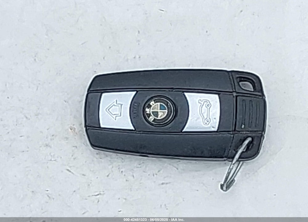 2011 BMW 328I VIN: WBAPH5G59BNN59118
