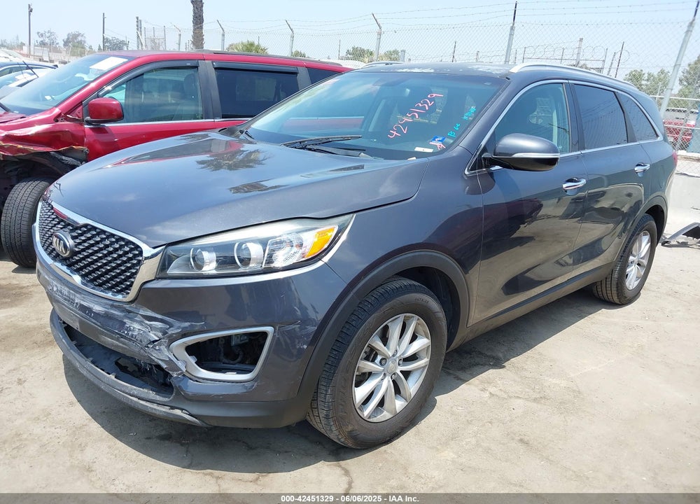 2016 KIA SORENTO VIN: 5XYPG4A36GG168711