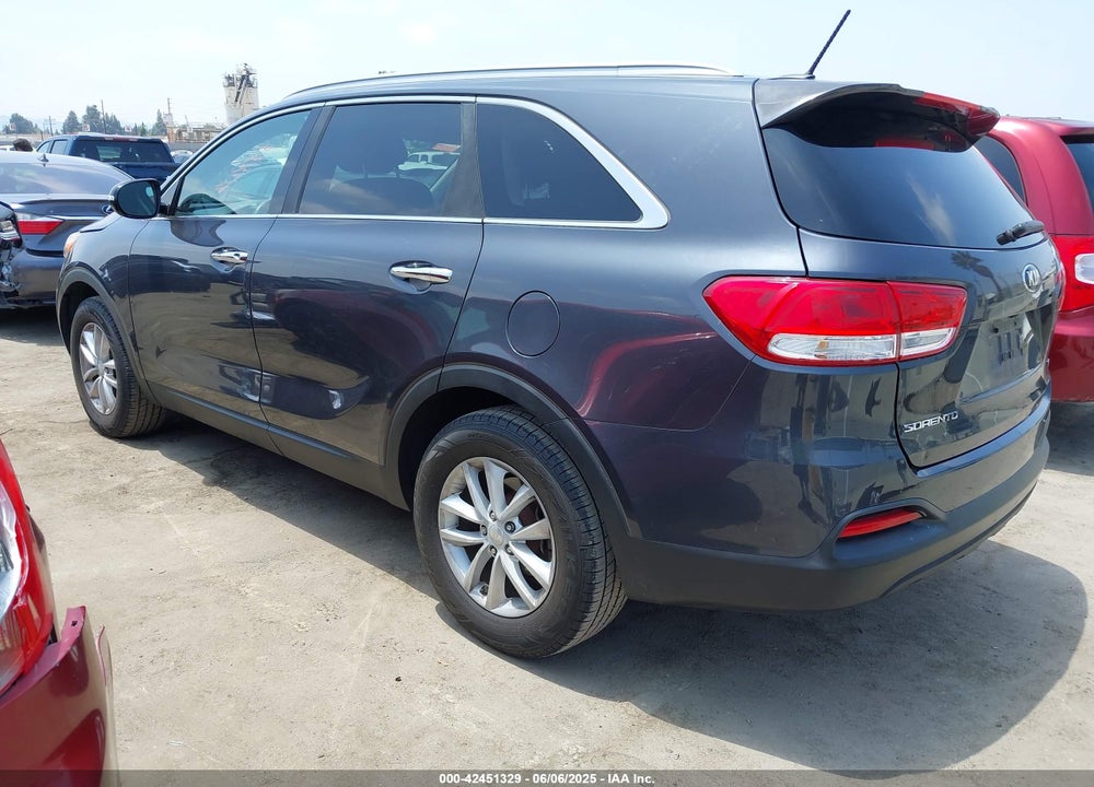 2016 KIA SORENTO VIN: 5XYPG4A36GG168711
