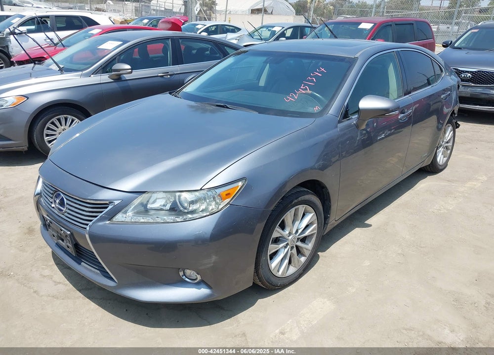 2014 LEXUS ES300H VIN: JTHBW1GG4E2072376