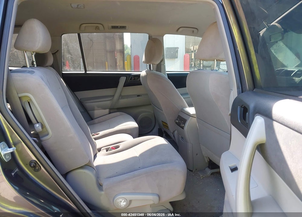 2008 TOYOTA HIGHLANDER VIN: JTEES41A582069437