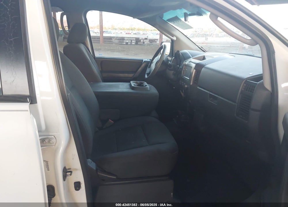 2009 NISSAN TITAN XE VIN: 1N6AA07D89N304717