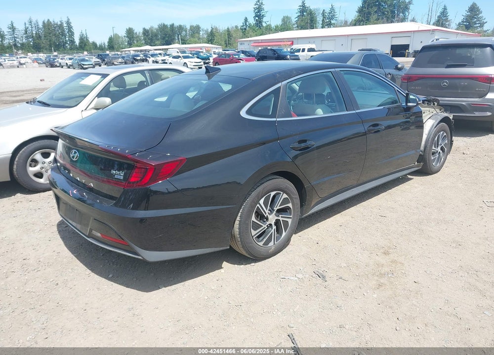 2022 HYUNDAI SONATA HYBRID VIN: KMHL24JJXNA041593