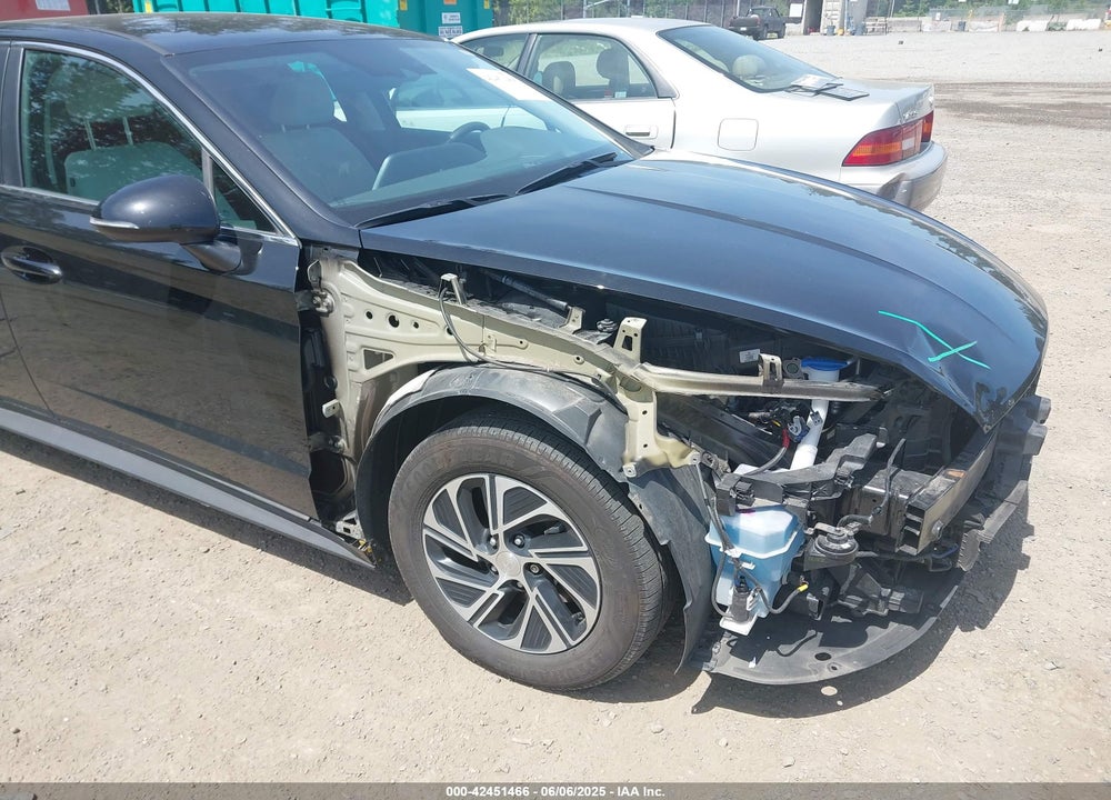2022 HYUNDAI SONATA HYBRID VIN: KMHL24JJXNA041593