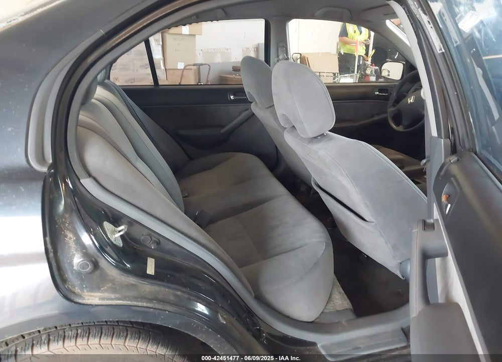 2004 HONDA CIVIC LX VIN: 2HGES16564H578910