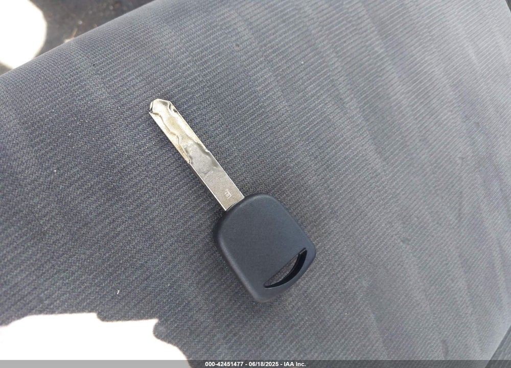 2004 HONDA CIVIC LX VIN: 2HGES16564H578910