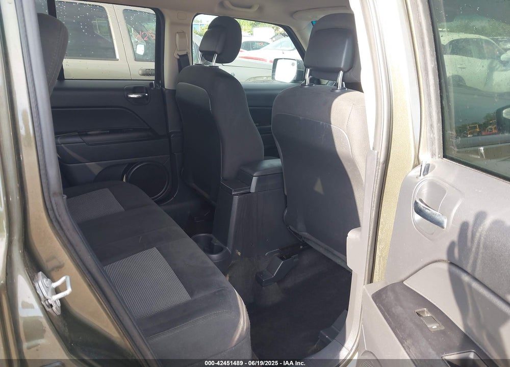 2016 JEEP PATRIOT VIN: 1C4NJPFB7GD537598